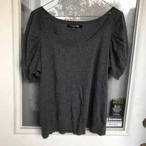 Forever 21 sweater T